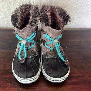 Cat and Jack Thermolite boots